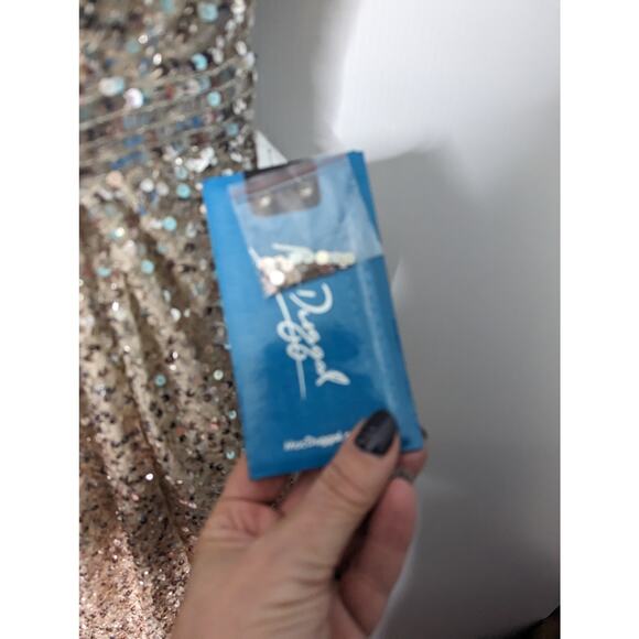 Mac Duggal 5489 Ombre Sequin Formal Gown Nude Silver Slit Evening Dress 6 NWT - Picture 9 of 15